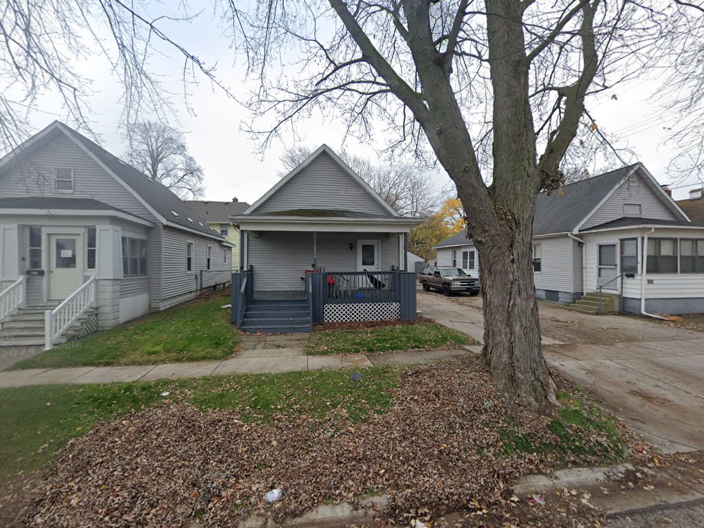 EaZy B’s Lawn Care in Port Huron