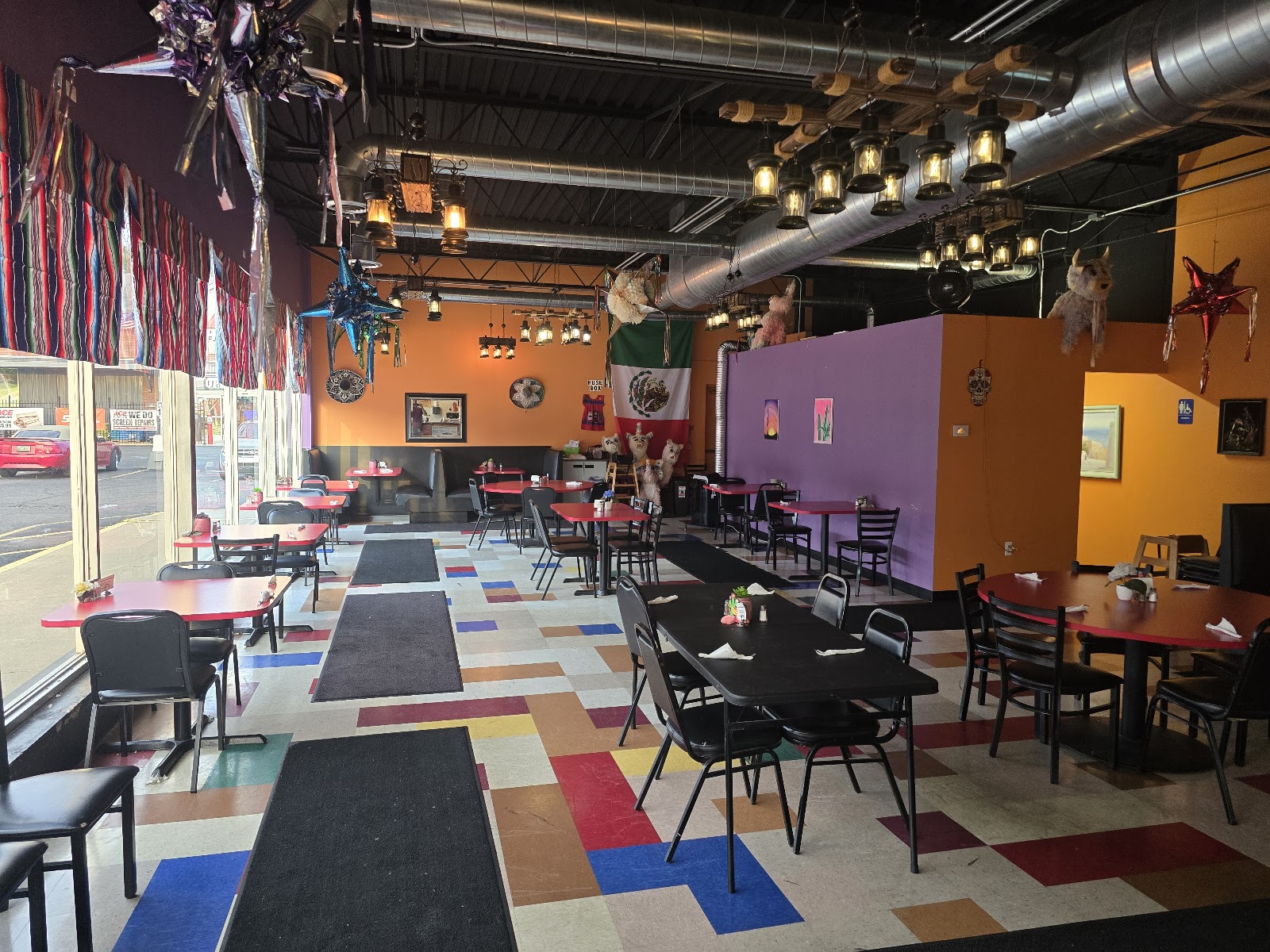 Piñatas Mexican Smokehouse in Port Huron