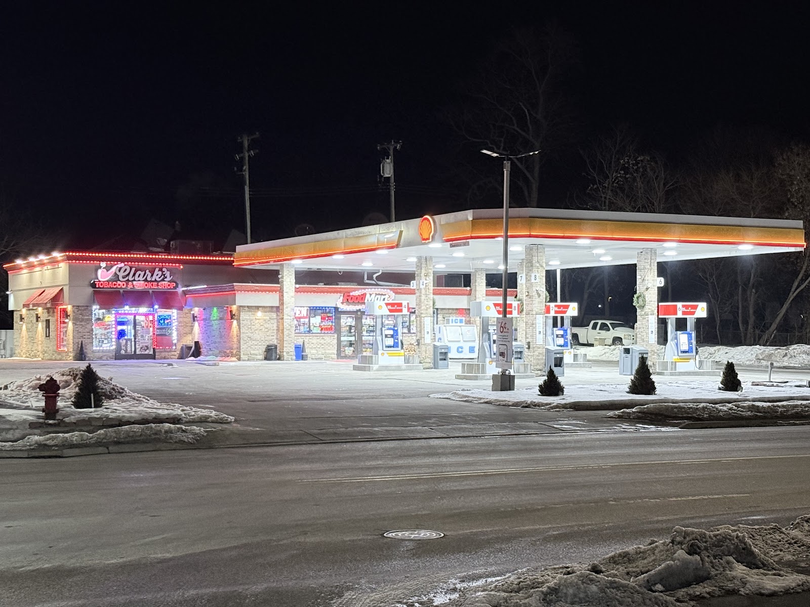 Shell & Clark’s of Port Huron in Port Huron